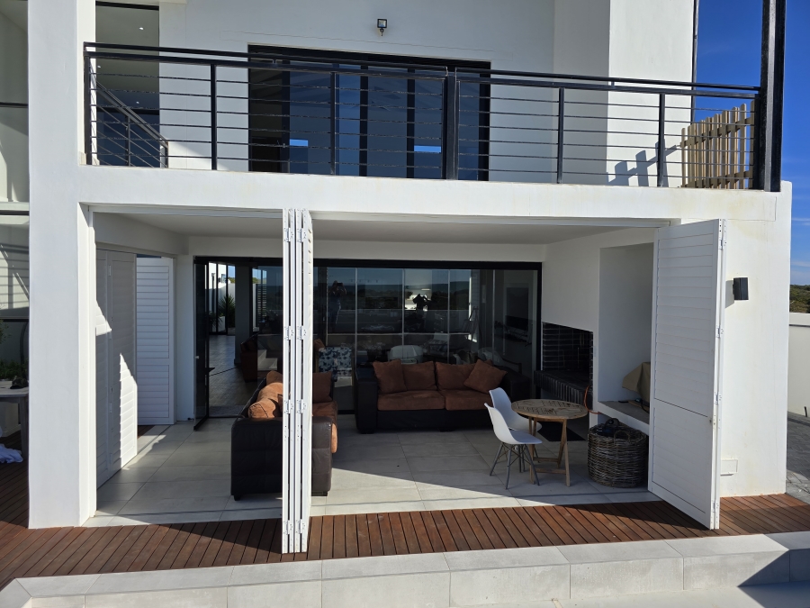 4 Bedroom Property for Sale in Dwarskersbos Western Cape